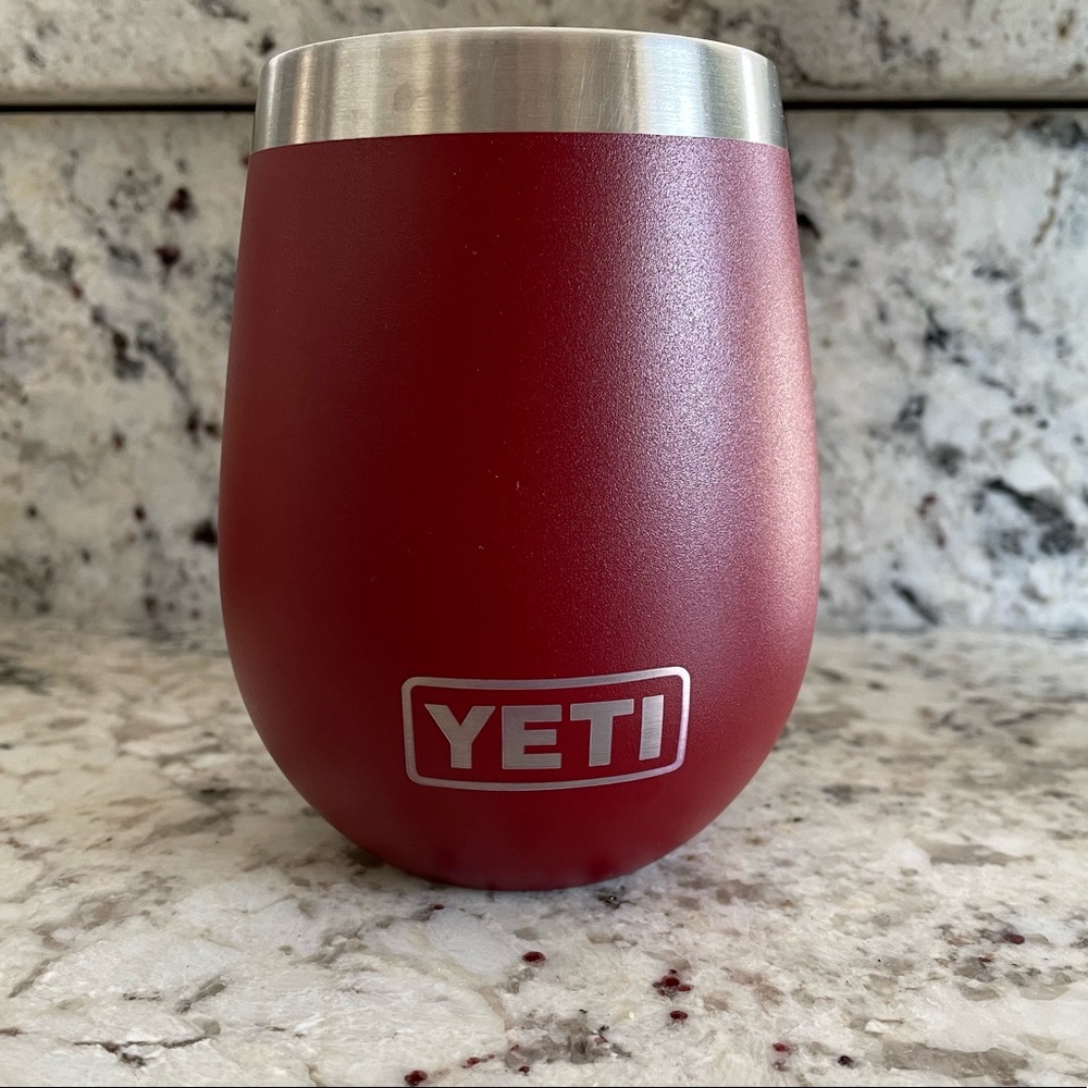Yeti wine tumbler - brick red